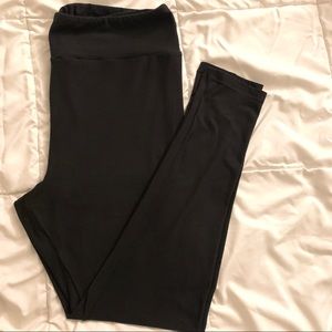 LuLaRoe Leggings TC Tall & Curvy - Solid Black